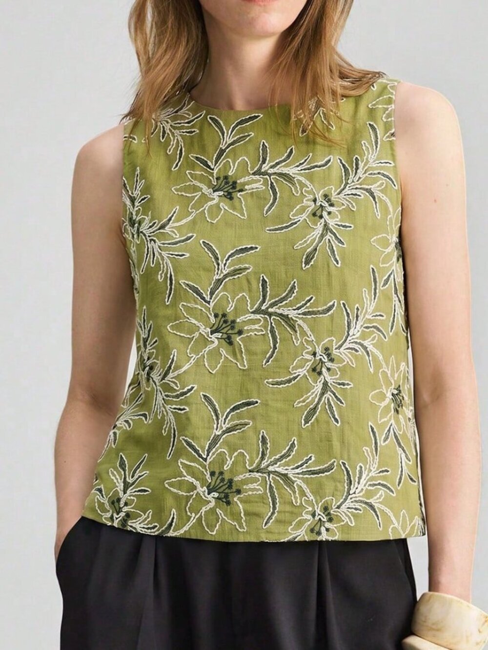 Army Green Boho Women's Elegant Embroidered Tank Top - Picture 5 of 6